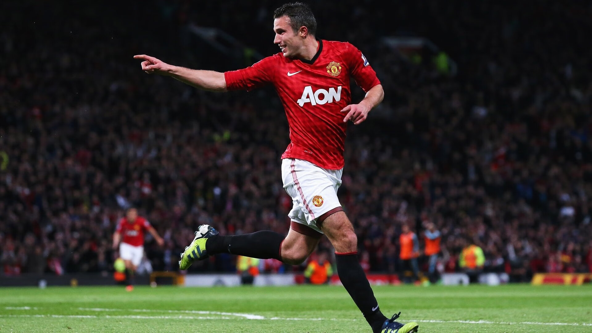 斯蒂夫尼奇战术多变，红军稳步提升排名，斯蒂夫尼森