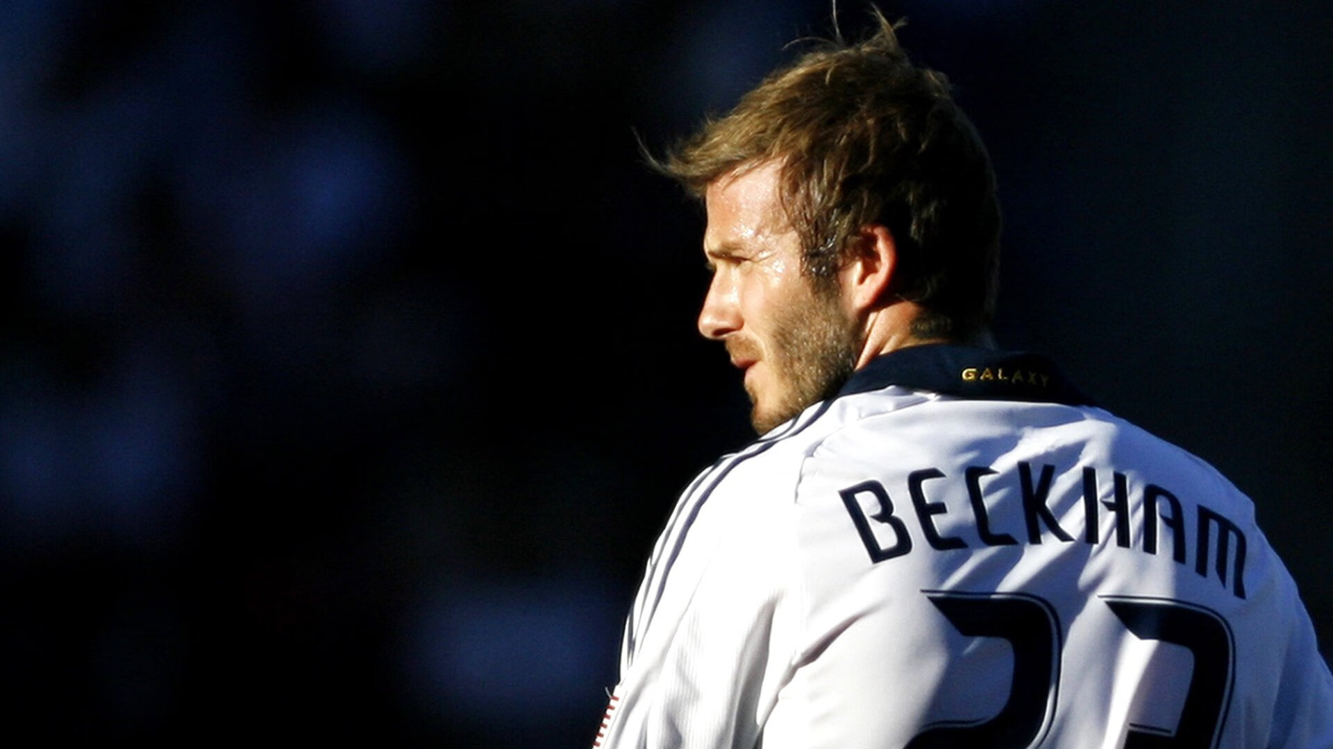 ayx sports-曼城客场逼平谢菲联，积分榜上仍占优势，曼城vs谢菲联